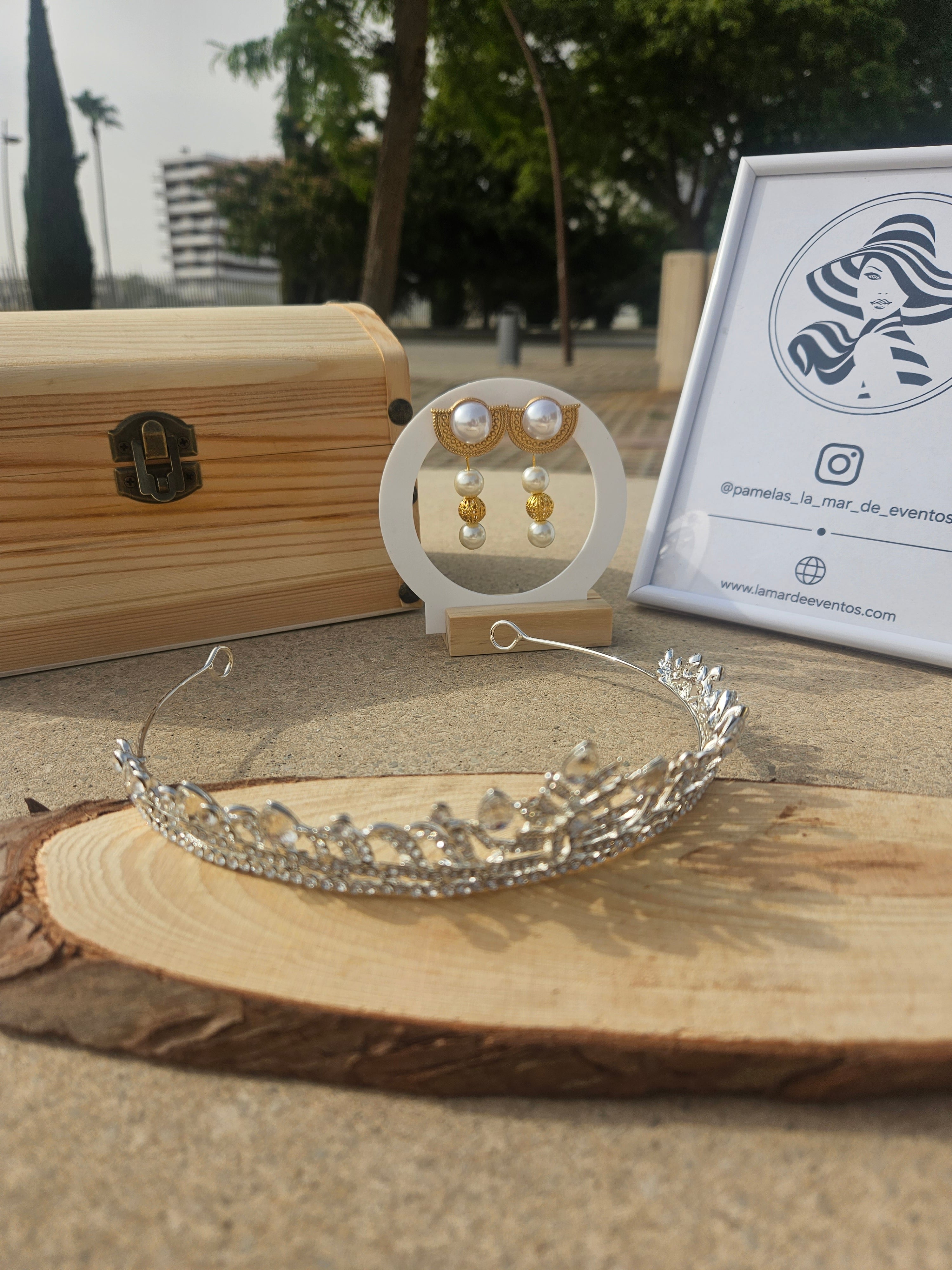 Diadema novia Amor