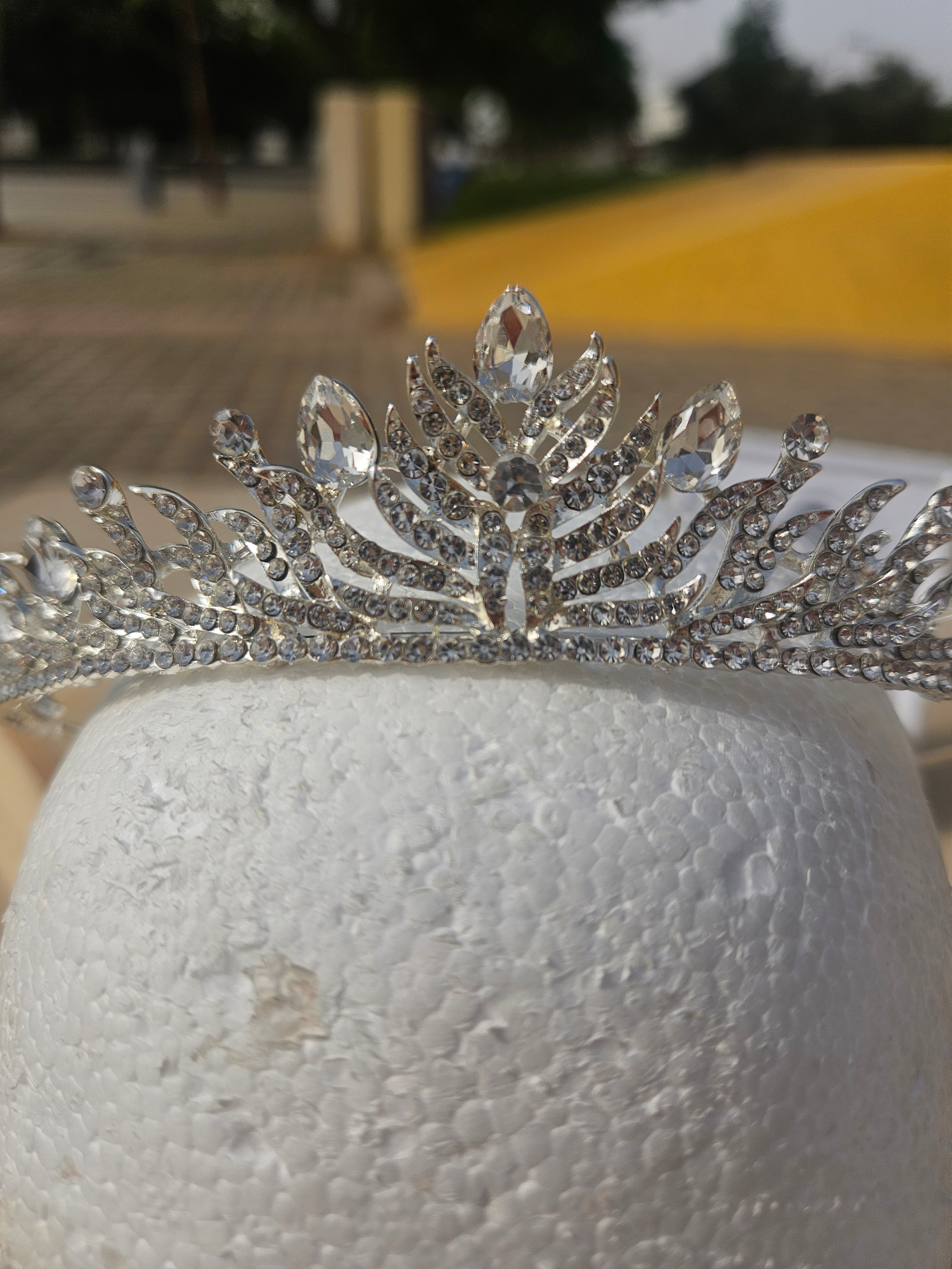 Diadema novia Amor
