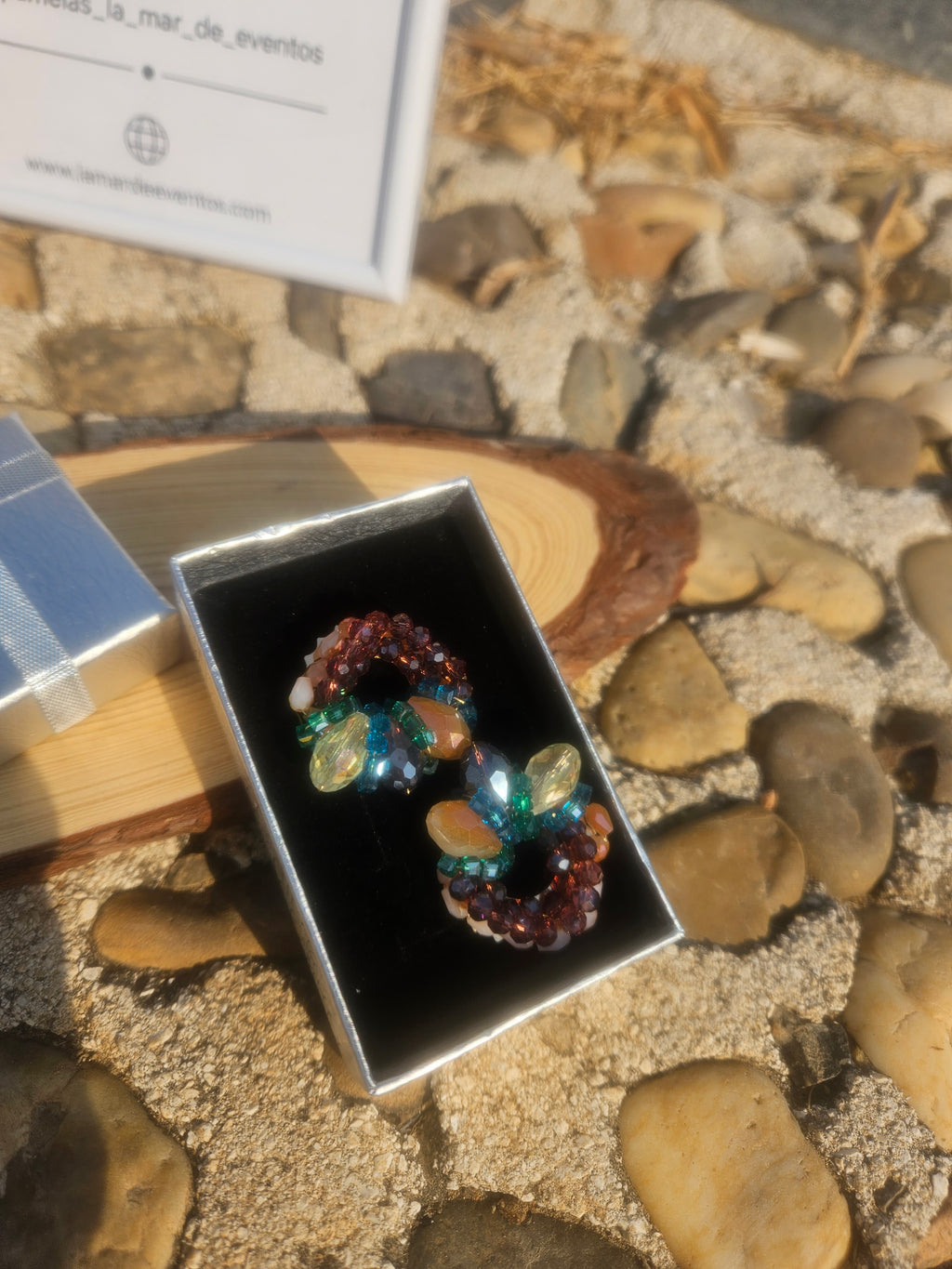 Pendientes Daiki con cuentas multicolor, pares con diseño floral circular