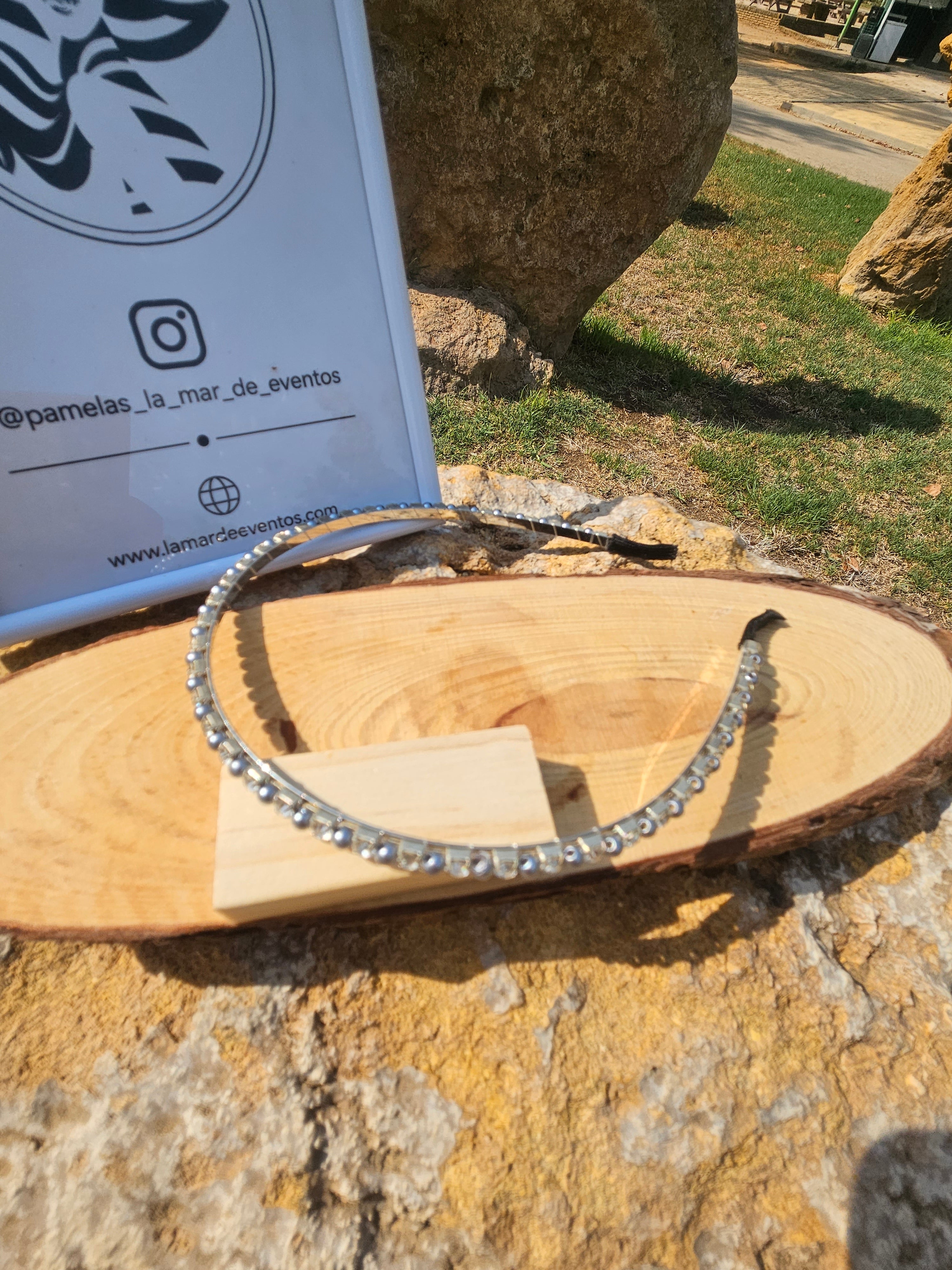 Diadema novia Paola