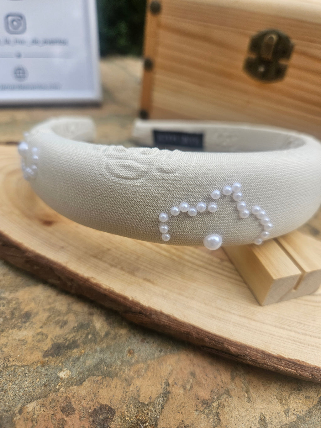 Diadema novia Carlota
