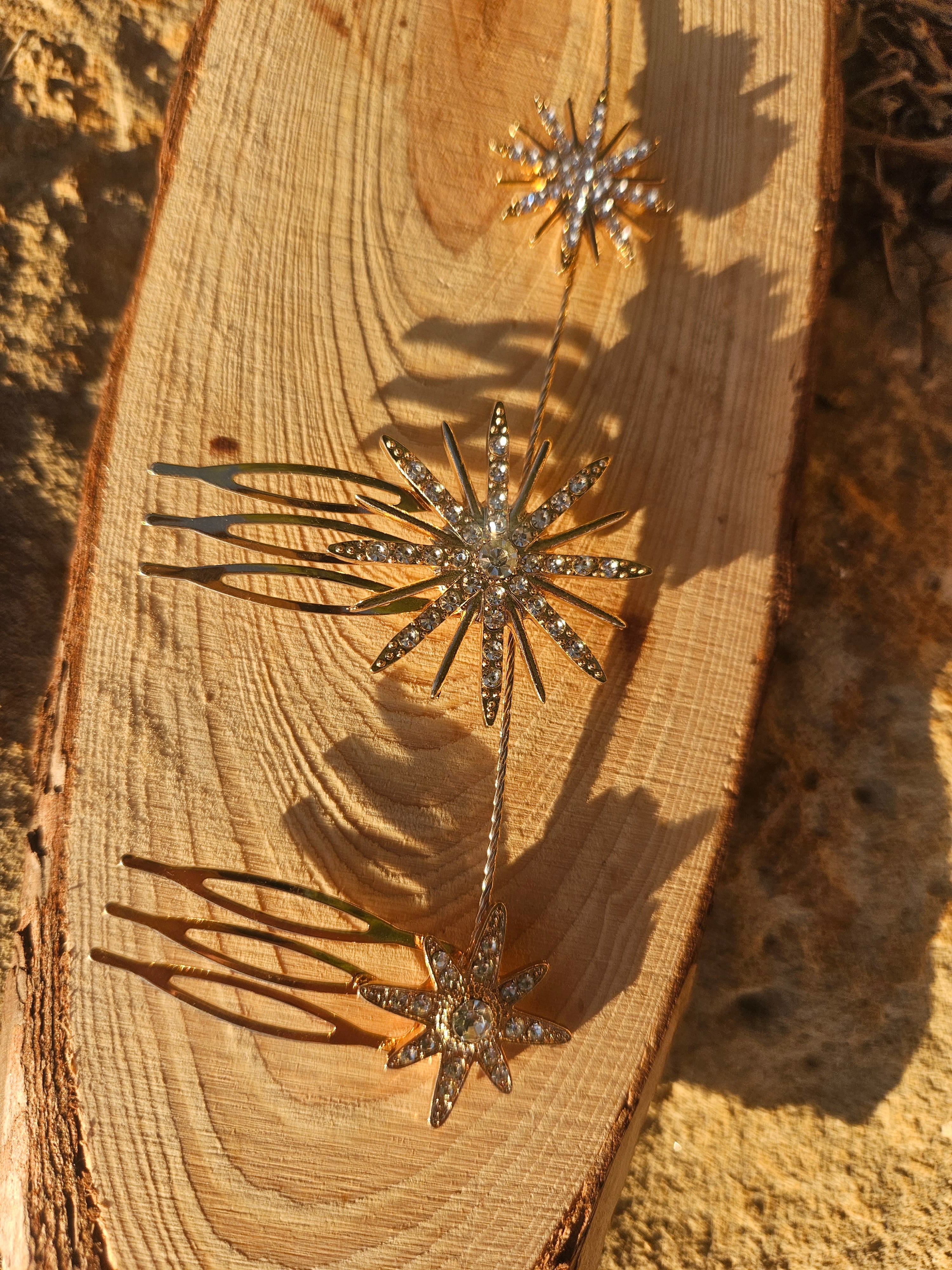 Cubre Raíz Sol | Joya de Pelo Celestial con Estrellas y Circonitas