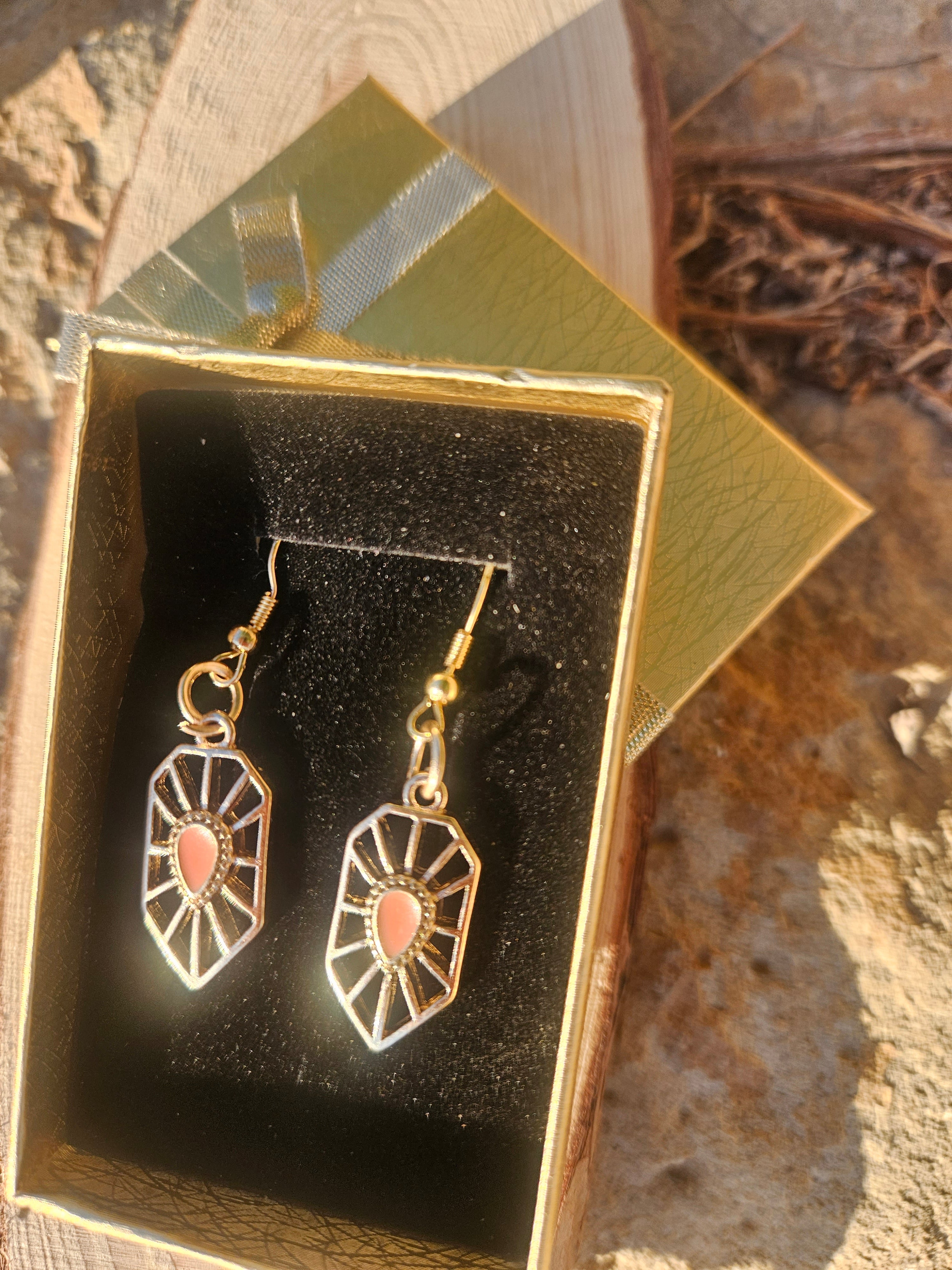 Pendientes Carls