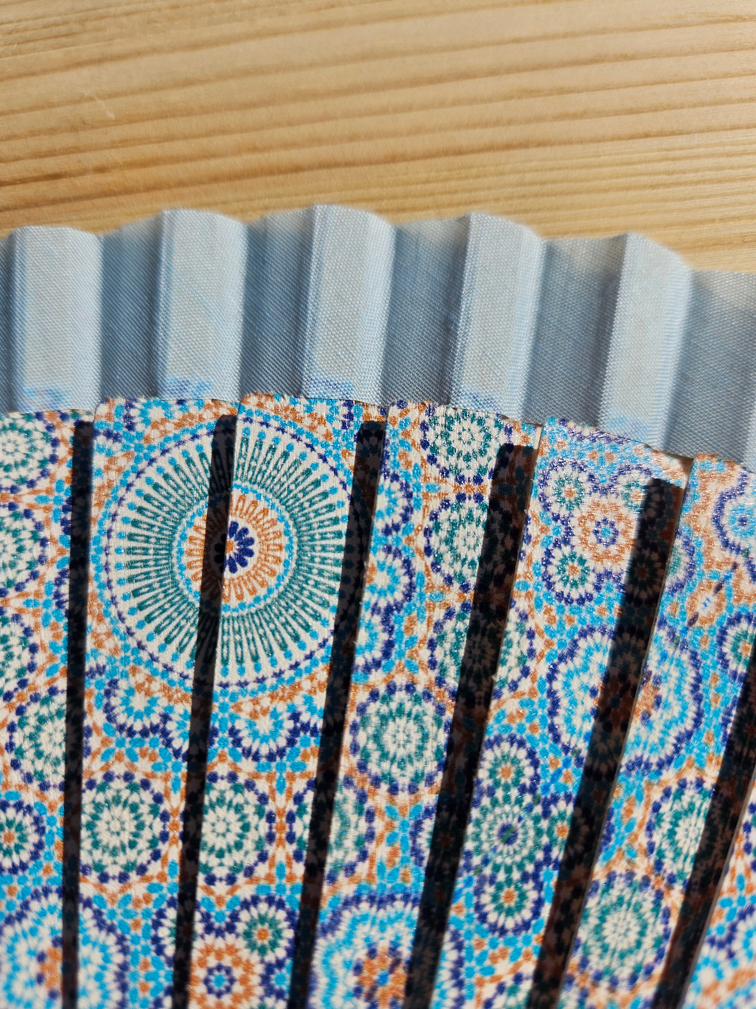 Abanico Mandala Azul