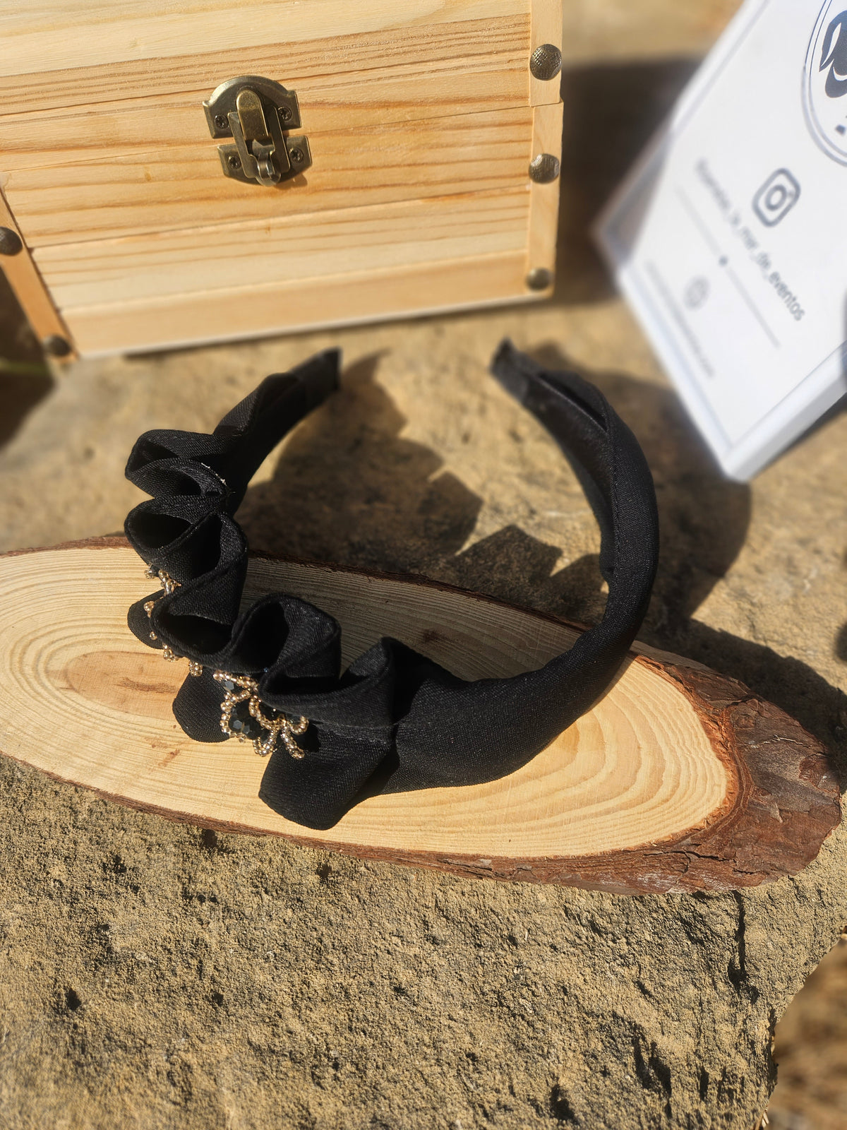 Diadema Carola