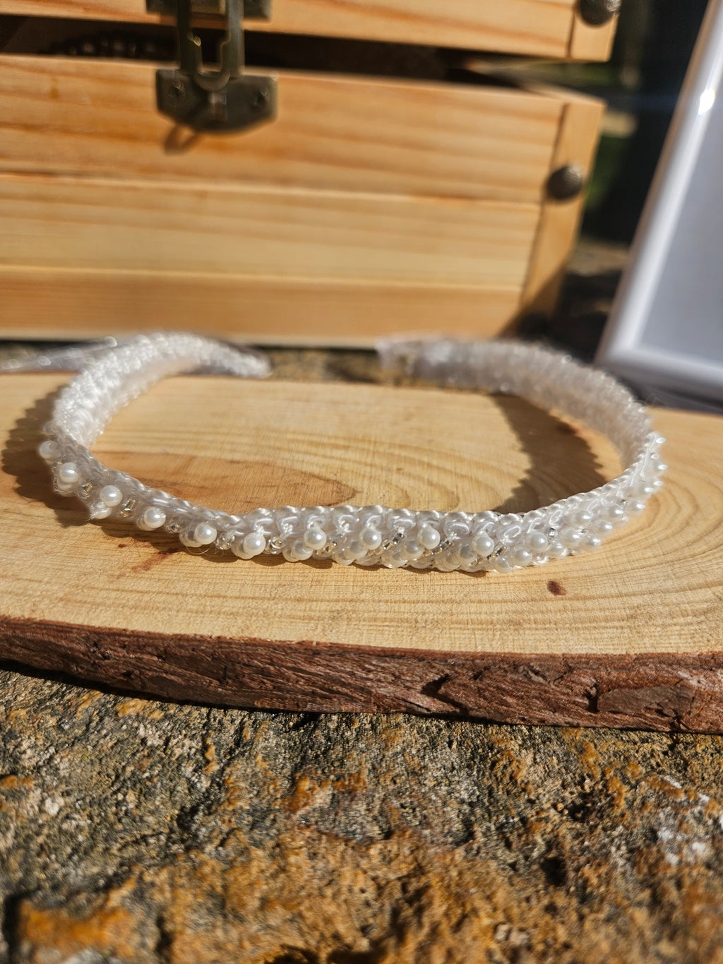 Choker de cuentas transparentes con perlas pequeñas